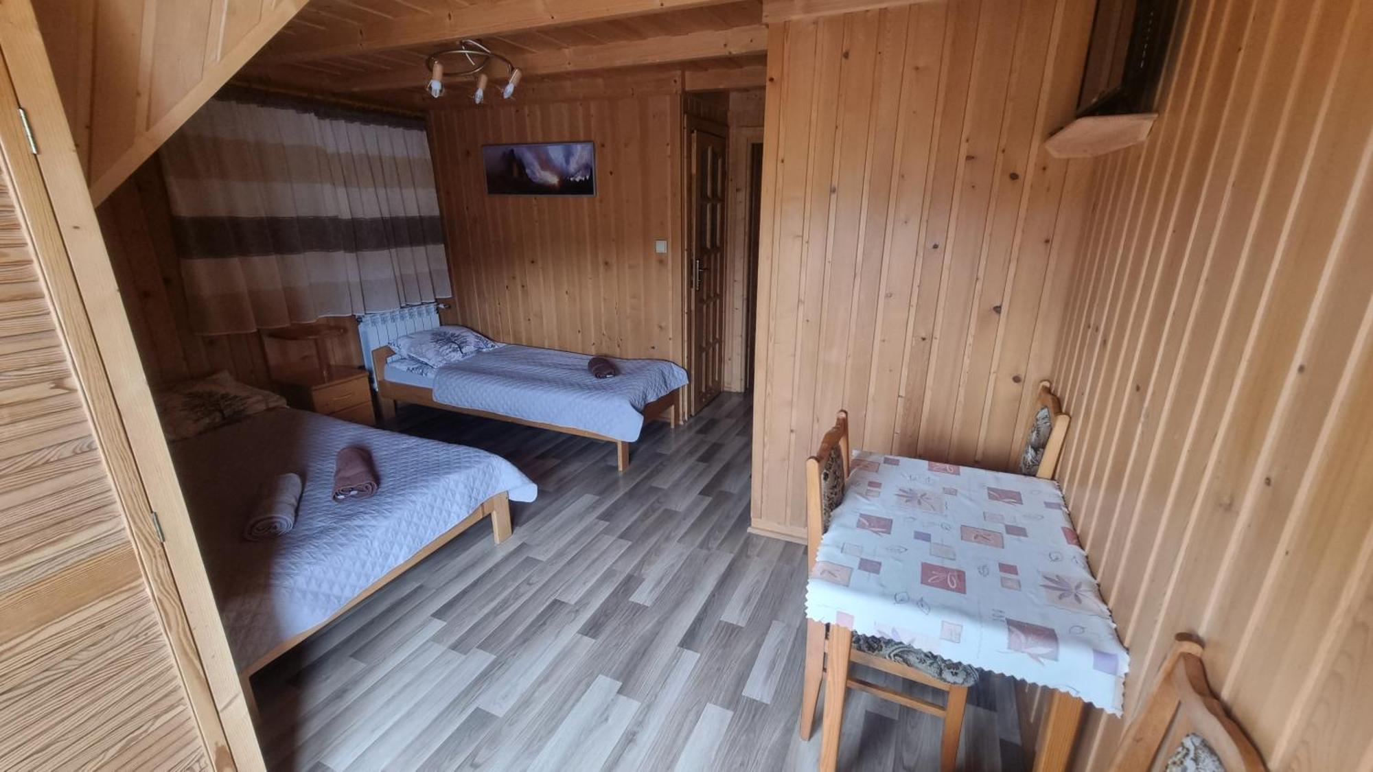 Maison d'hôtes Pod Grusza à Dzianisz Extérieur photo